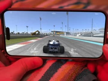 iPhoneやAndroidスマホを充電器につなぎっぱだと電池は劣化する？公式見解は