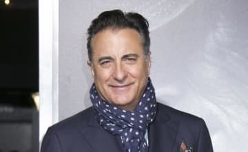 アンディ・ガルシアが久々に監督するフィルムノワール映画に豪華スターが集結