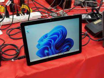 Dellの12.3型Windowsタブレット「Latitude 7200 2in1」が12,800円、ドック付きの中古PCセール