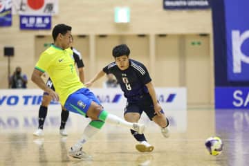 ブラジルに0-4完敗…前半は「最悪でもなかった」　日本代表、世界王者にホームで苦心