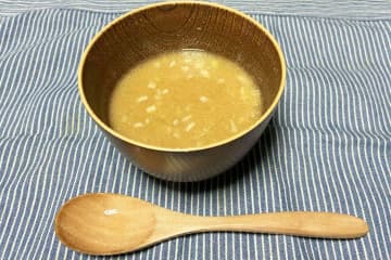 「味噌汁の域超えてる」“あの食材”を入れたら驚いた…　3分で店の味「ダシがうまい！」