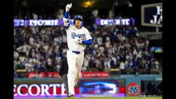 二刀流先発の大谷翔平勢い止まらず…ポストシーズン3・4号に続く5号ホームラン！ドジャース勝てば2年連続ワールドシリーズ進出
