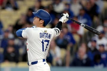 大谷翔平が試合を完全に支配！ 降板直後にこの日3本目のホームランを放つ！