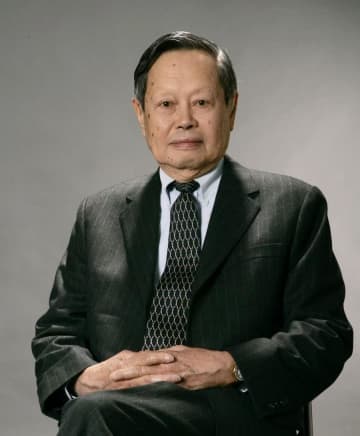 ノーベル物理学賞受賞の楊振寧氏が死去　103歳