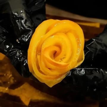 【ライスペーパーがあま～いおやつに！？】魅惑のサクもち食感！ライスペーパーで作る「超絶やみつき」スイーツ3選