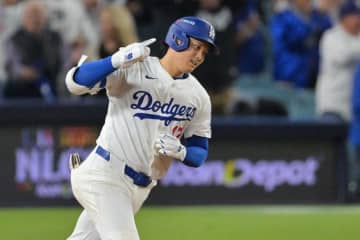 絶叫するしかない「大谷翔平」　米実況は36秒の沈黙…衝撃3発に興奮「MVPを見ている」