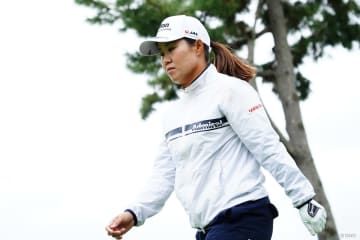 畑岡奈紗は4打差2位、竹田麗央4位で最終日へ キム・セヨン首位キープ