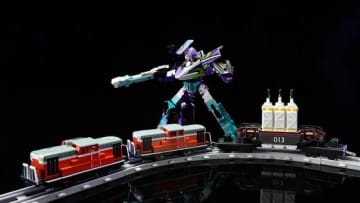 「エヴァ」ヤシマ作戦の車両を再現！電力輸送の要・シキ880形&DD51形がプラレールコラボで登場