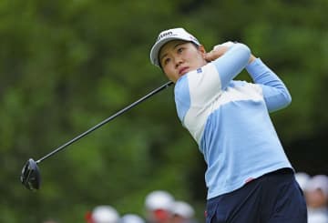 畑岡、4打差2位に浮上　米女子ゴルフ第3日