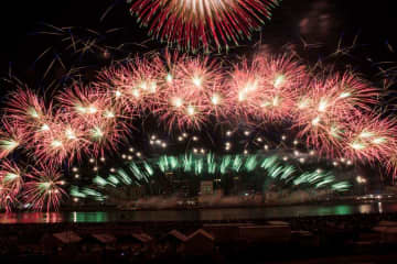 雨天決行「なにわ淀川花火大会」注意点は？テレビ中継も…初の秋開催