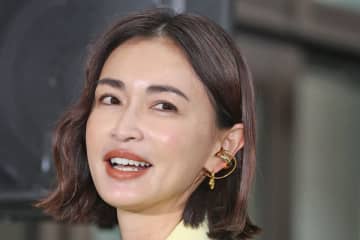長谷川京子　女性が〝アカぬける〟瞬間を語る　さんまが猛ツッコミ！