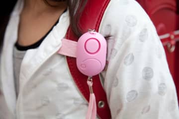 子どもに防犯ブザーを必ず持たせるべき６つの理由…親子で考える防犯の新常識