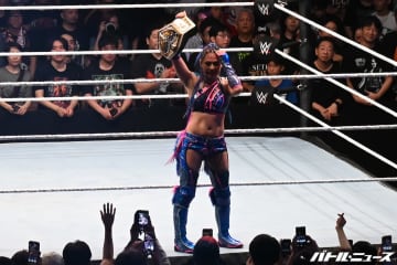 ジュリアが2日連続WWE女子US王座防衛！日本のリングでノーザンライトボム炸裂！