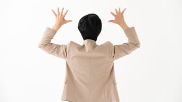 〈年金13万円〉84歳母が入居する「老人ホーム」から緊急連絡…駆けつけた55歳長女が絶句した「まさかの惨状」