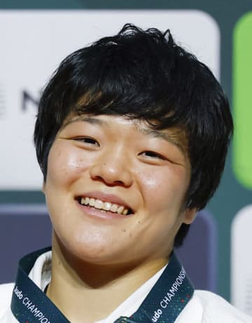 柔道、嘉重春樺が優勝　グランプリ大会女子63キロ級