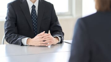 「もう形式だけ」？1on1MTGの実施で約7割が「モチベ上がらない」　上司と部下に温度差