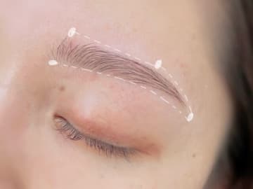 とにかく不器用な人必見！不器用さんでも失敗しない♡超簡単な眉の描き方