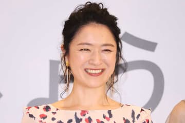 『カメ止め』女優、現在はバイト掛け持ち生活　51歳で婚活も希望に“仲人”難色「孤独死も考えたほうが」