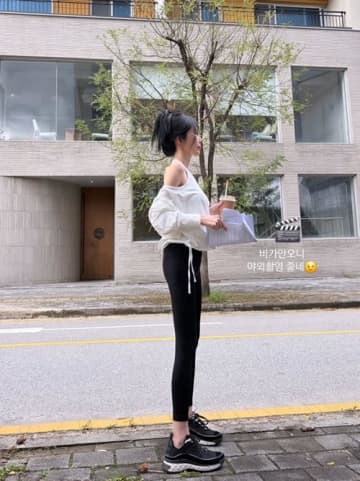 タイの大富豪と結婚した韓国女優（41） 3年ぶり作品出演の近況が話題、細すぎる脚【PHOTO】