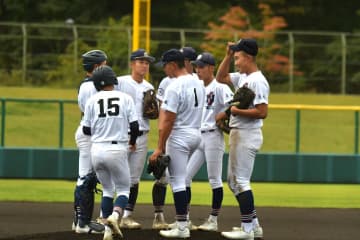 秋季関東高校野球　下妻二(茨城1位)、駿台甲府(山梨3位)に敗れる　茨城県勢敗退