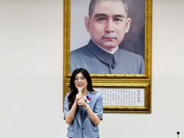 台湾で国民党党首に鄭麗文氏、かつては民進党党員で「女戦将」の異名も―独メディア