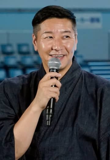 「えっ、合成だよね？」チョコプラ長田の北海道ショットにSNSざわつく「ほんとに行ったのか疑うレベル」「CGに見えたwww」