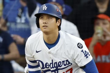 「本当にこんな選手がいるのか？」日本人ハリウッド俳優も仰天！ 大谷翔平の衝撃３発＆10K無失点に脱帽「笑うしかない」