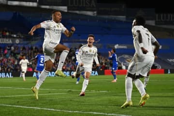 エンバペが公式戦15発目！　レアル・マドリードがリーグ戦連勝、2名退場のヘタフェはリーグ戦5試合未勝利