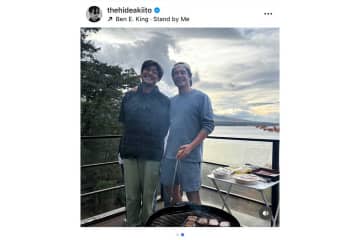 伊藤英明、俳優復帰の大物とBBQ　坂口憲二との2ショットに反響「懐かしい」「最強」