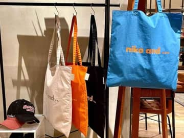 大荷物でも安心♡【niko and ...】しっかり入っておしゃれ「ニコロゴトート」