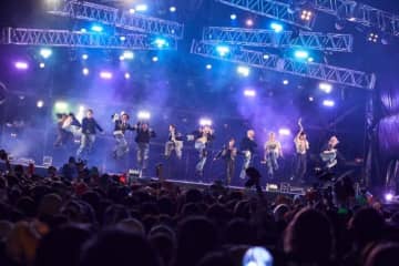 INI、〈LIVE AZUMA 2025〉初出演 多彩なセットリストと熱量で観客を巻き込む圧巻のステージ