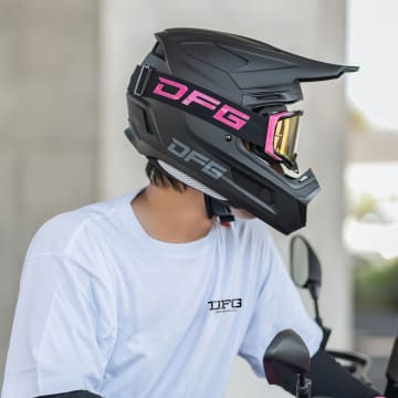 DFG「ブリッツゴーグル」登場！　アウトリガー付きで高フィット＆快適走行