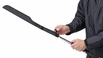 「コレが欲しかった…。」シマノから、大切な釣り竿を守るアイテムが登場。“ハードシャフト”採用で、移動時の破損リスクを軽減。