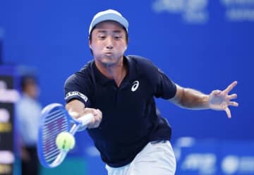 望月、初のトップ100入り　男子テニスの世界ランキング