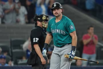 【ＭＬＢ】マリナーズ３併殺と１２三振でブルージェイズに完敗　決着は第７戦へ