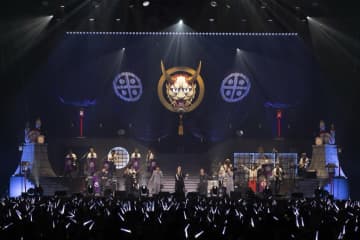 米米CLUB、ツアー最終日にゴスペラーズがサプライズ登場。40周年記念ファンセレクトアルバムも発売へ