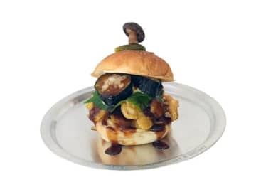 グルメもファッションも！清澄白河のキノコバーガーとヴィンテージ散歩
