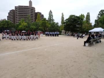 広島市遊技業防犯協力会、少年ソフトボール大会に40万円支援　32年連続で青少年育成後押し