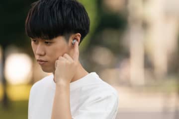 片側4g×寝ホンにも使える極小ボディ　final史上最小ノイキャン『ZE300』が登場