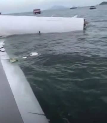 香港空港の27年の歴史の中で深刻な事故の一つ、貨物機が海に転落し地上作業員2人死亡―台湾メディア