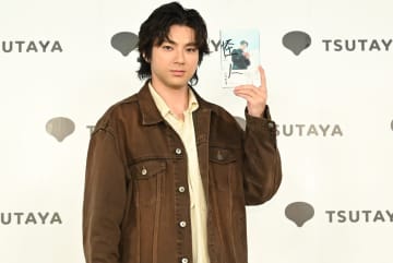 山田裕貴『怪人』発売記念イベント登場　”着ぐるみ”など異色のテーマに「とっぴなことをやってみたかった」