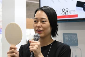 「ビューティーワールド　ジャパン　大阪」に美意識高い有名人がぞくぞく来場