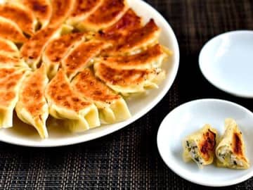 【和風鶏肉餃子】便利な野菜だし使用！