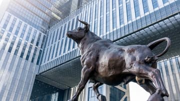 中国、上場会社の取締役・経営幹部と筆頭株主の行動規範を強化