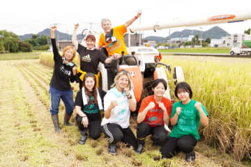 LLPW-Xが静岡県清水町のカンドリーファームで『神取米』を収穫！