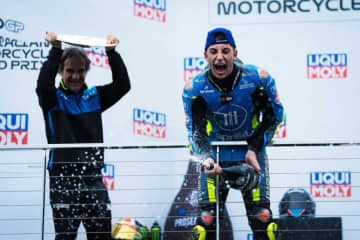 ラウル・フェルナンデス、MotoGP初表彰台が優勝に「まさか勝利を掴めるとは……。最後の5周は永遠に感じた」／オーストラリアGP