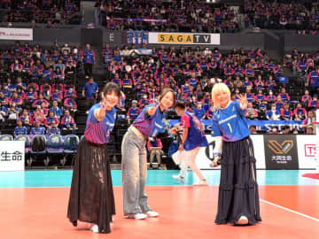 本渡楓、河瀬茉希、衣川里佳が登場！「ゾンビランドサガ × SVリーグ・SAGA久光スプリングス」コラボイベント