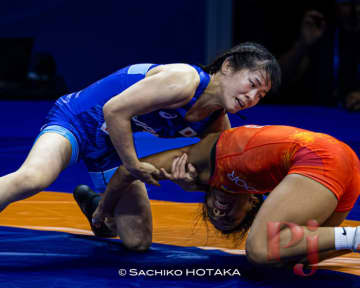 ＜レスリング＞【2025年世界選手権・レビュー（11）】女子53kg級／優勝選手・表彰式・闘いのあと