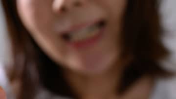 絶対に入らないで！…鬼の剣幕で「実家住み・53歳次女」が死守する一室。貯金好きだった年金18万円の82歳母の死後、56歳長女がこじ開けた先で見た「家族の裏の顔」【FPの助言】