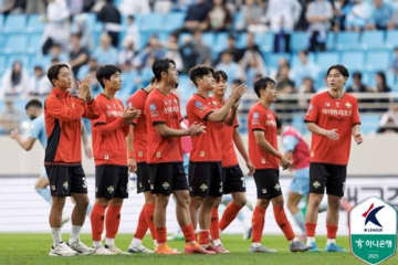 神戸と戦う韓国の“低予算クラブ”江原、率いるは正監督1年目の45歳　成績不振で“気合いの丸刈り”も